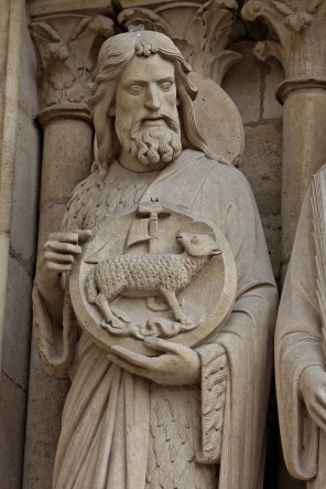 성 요한 세례자_디테일_photo by Thesupermat_on the portal of the Cathedral of Notre-Dame in Paris_France.jpg